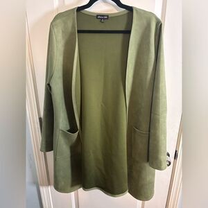 Olivia blu Olive Green Women's Coat cardigan size 1X EUC